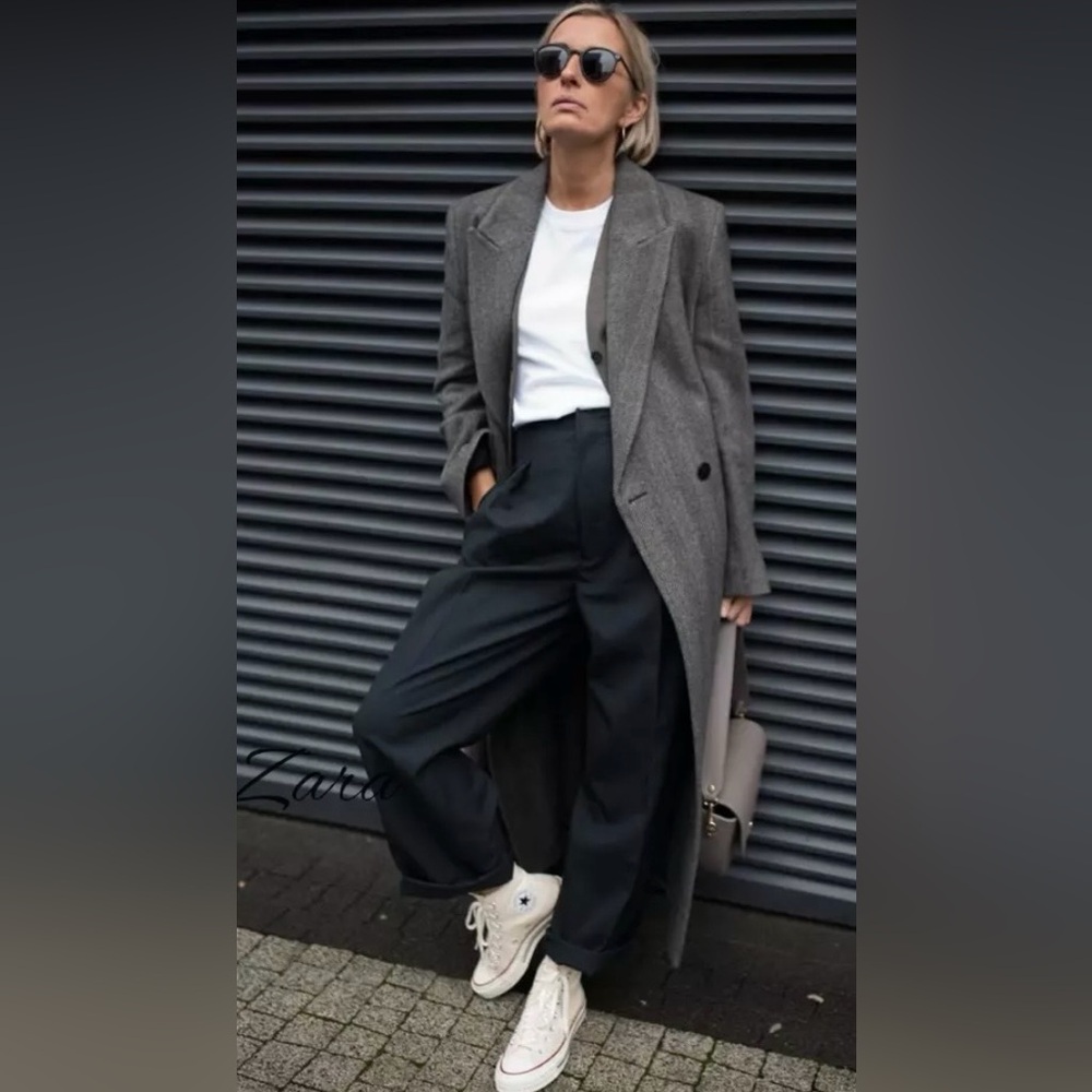 Zara women’s navy pants - Picture 4 of 13